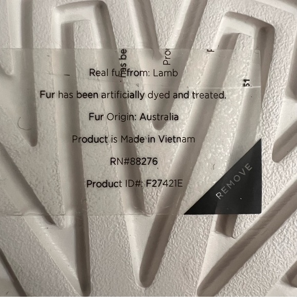 Giftable UGG Fluffita White Shearling Platform Sandal Slipper - Picture 9 of 14